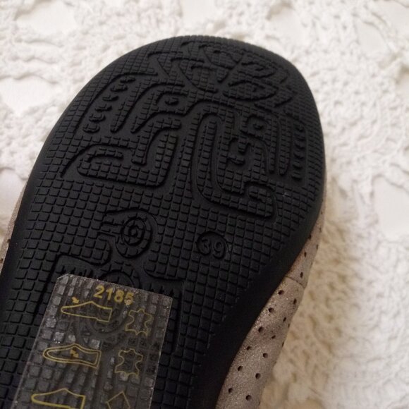 Sundance Ankle Bootie Flat Shoes Metallic Leather Slip On Round Toe 39 EU Women - Picture 9 of 9